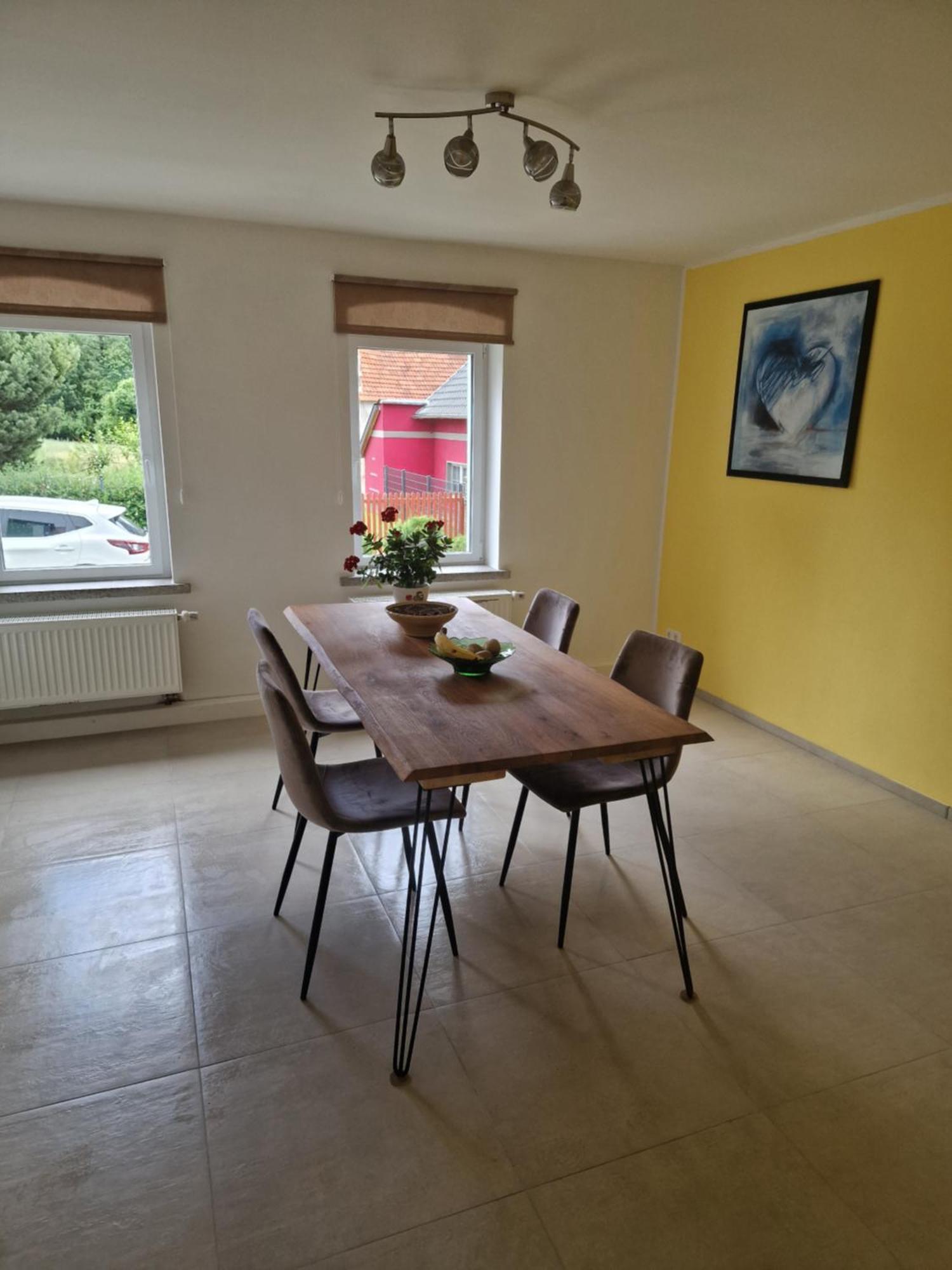In Burgenlandkreis Сasa de vacaciones Osterfeld